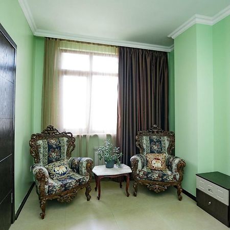 Apartment On Javakhishvili Batumi Zewnętrze zdjęcie
