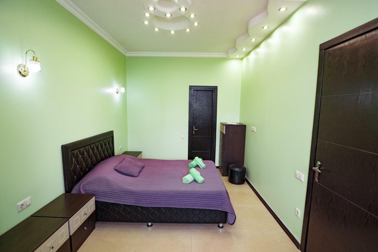 Apartment On Javakhishvili Batumi Zewnętrze zdjęcie