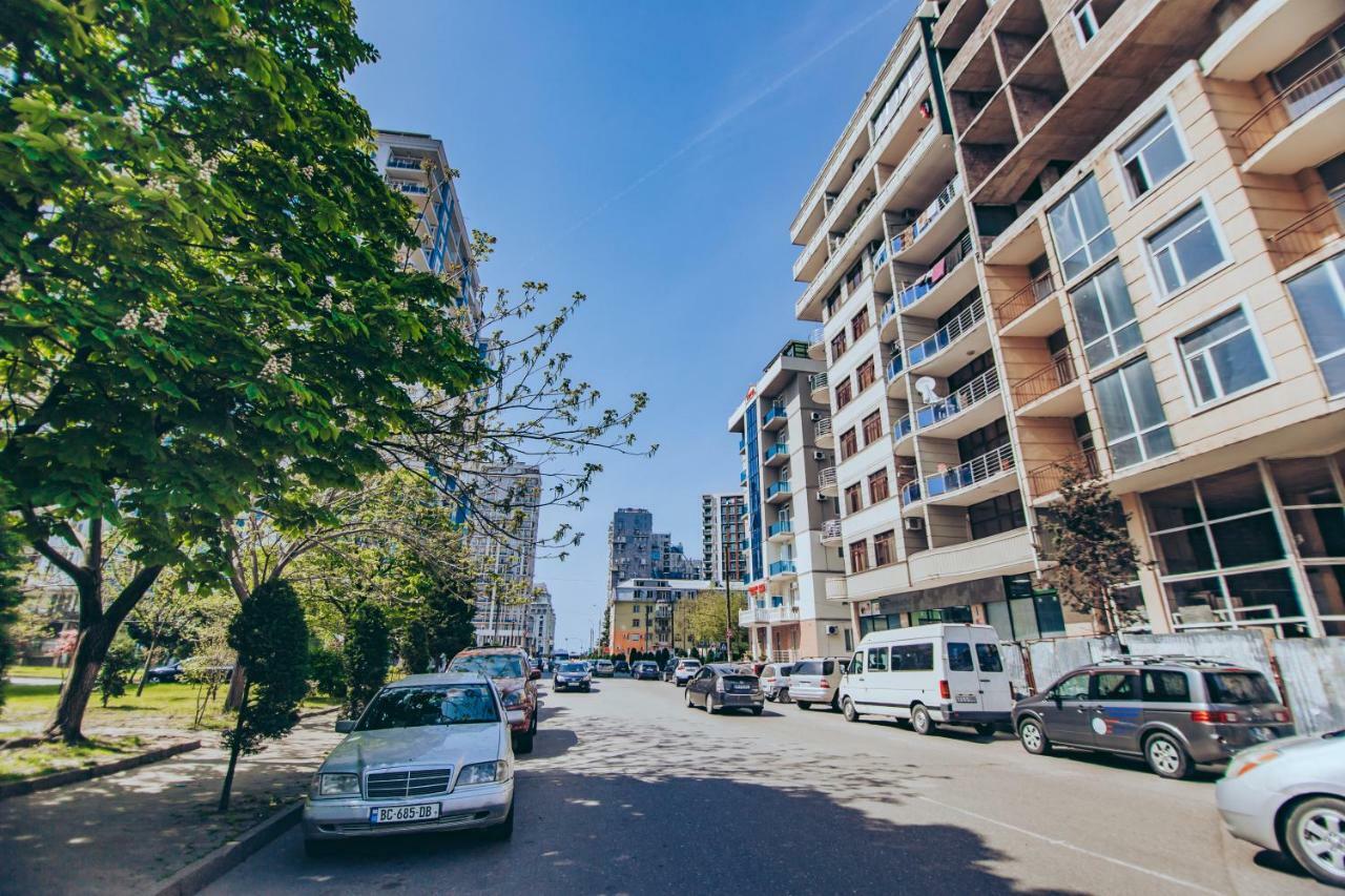 Apartment On Javakhishvili Batumi Zewnętrze zdjęcie
